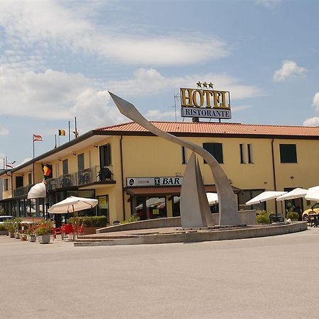 Hotel Gran Delta Di Alba-Invest Srl Rosolina Eksteriør billede