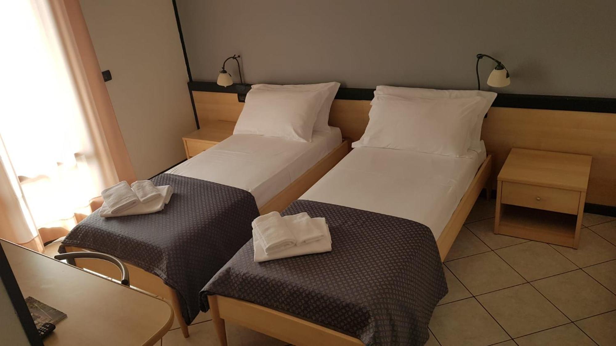Hotel Gran Delta Di Alba-Invest Srl Rosolina Eksteriør billede