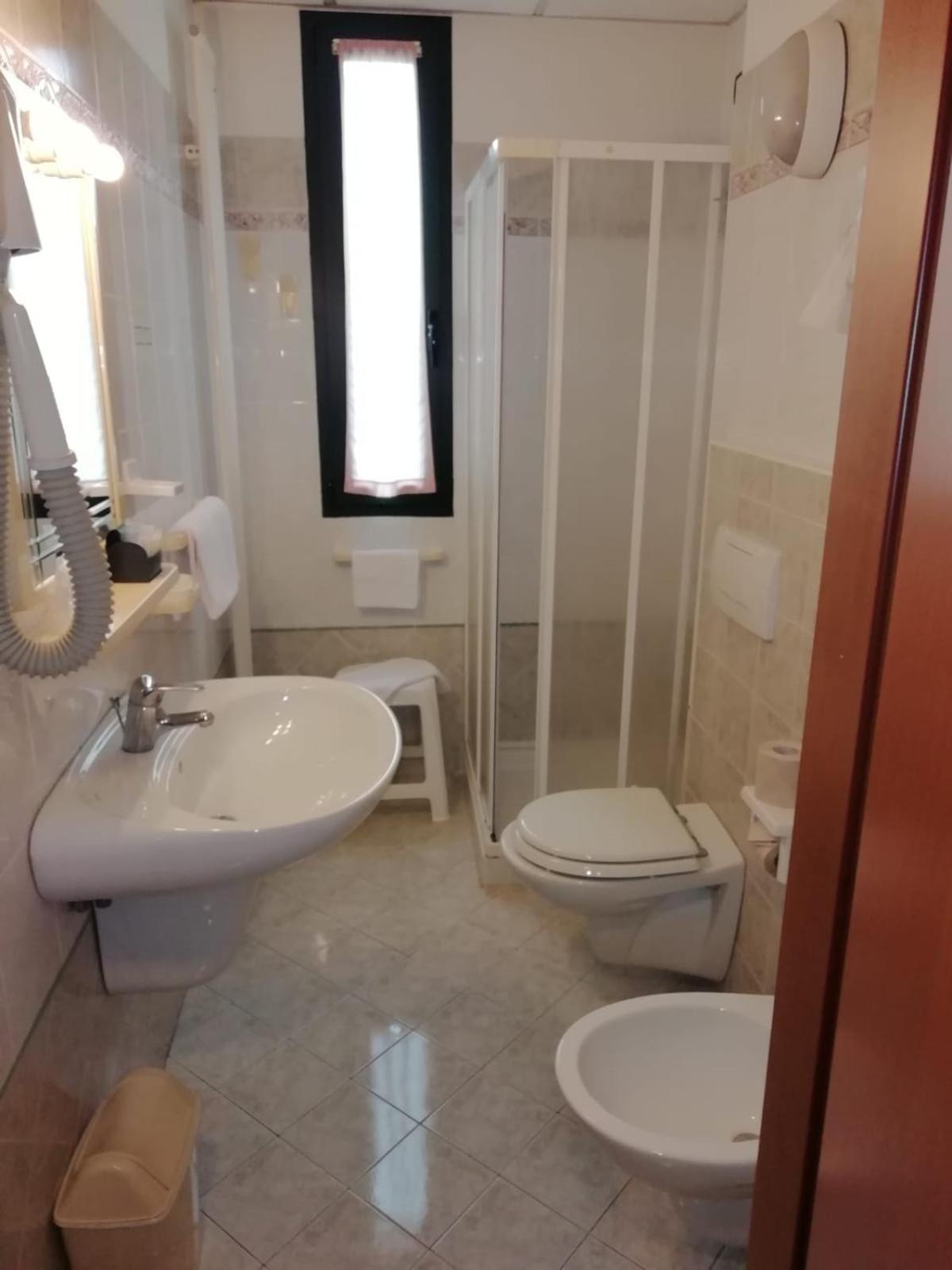 Hotel Gran Delta Di Alba-Invest Srl Rosolina Eksteriør billede