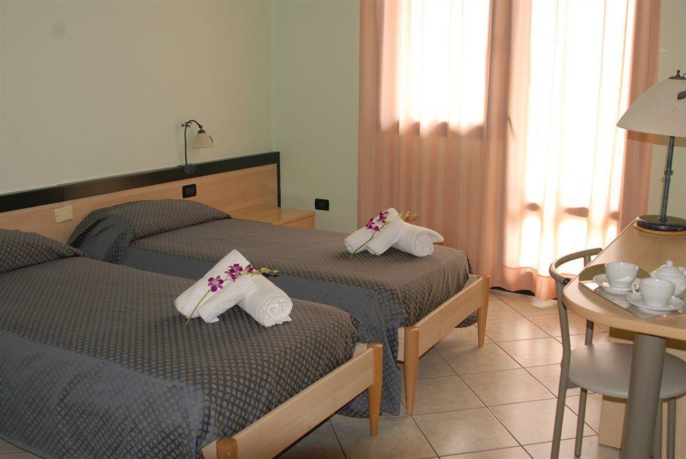 Hotel Gran Delta Di Alba-Invest Srl Rosolina Eksteriør billede