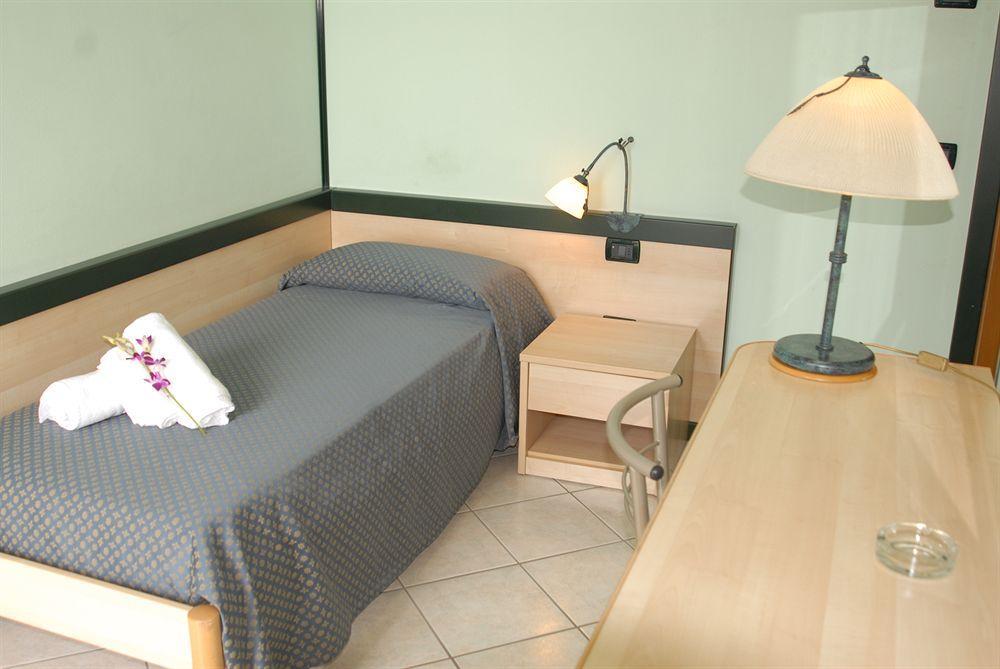 Hotel Gran Delta Di Alba-Invest Srl Rosolina Eksteriør billede