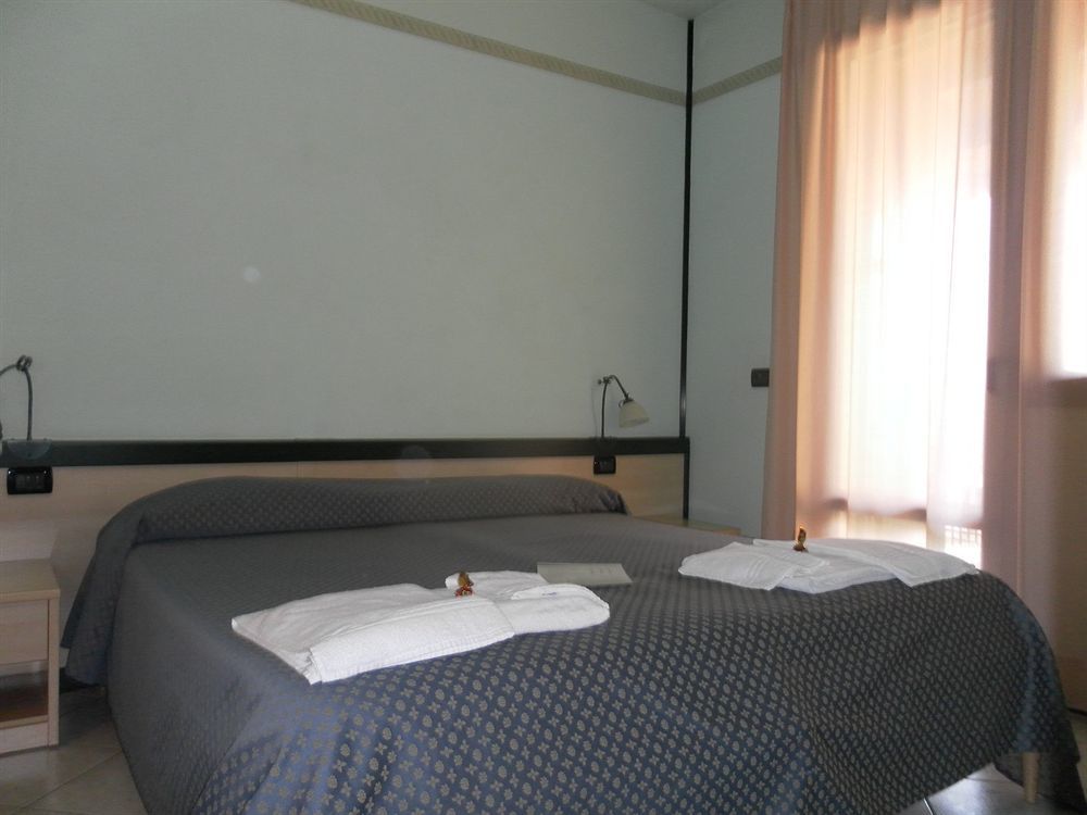 Hotel Gran Delta Di Alba-Invest Srl Rosolina Eksteriør billede
